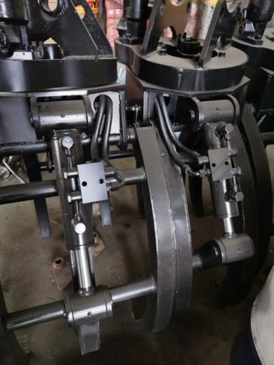 山东益凯德液压抓木机辅具溢流阀SHC H20B缓冲阀液压锁生产加工
